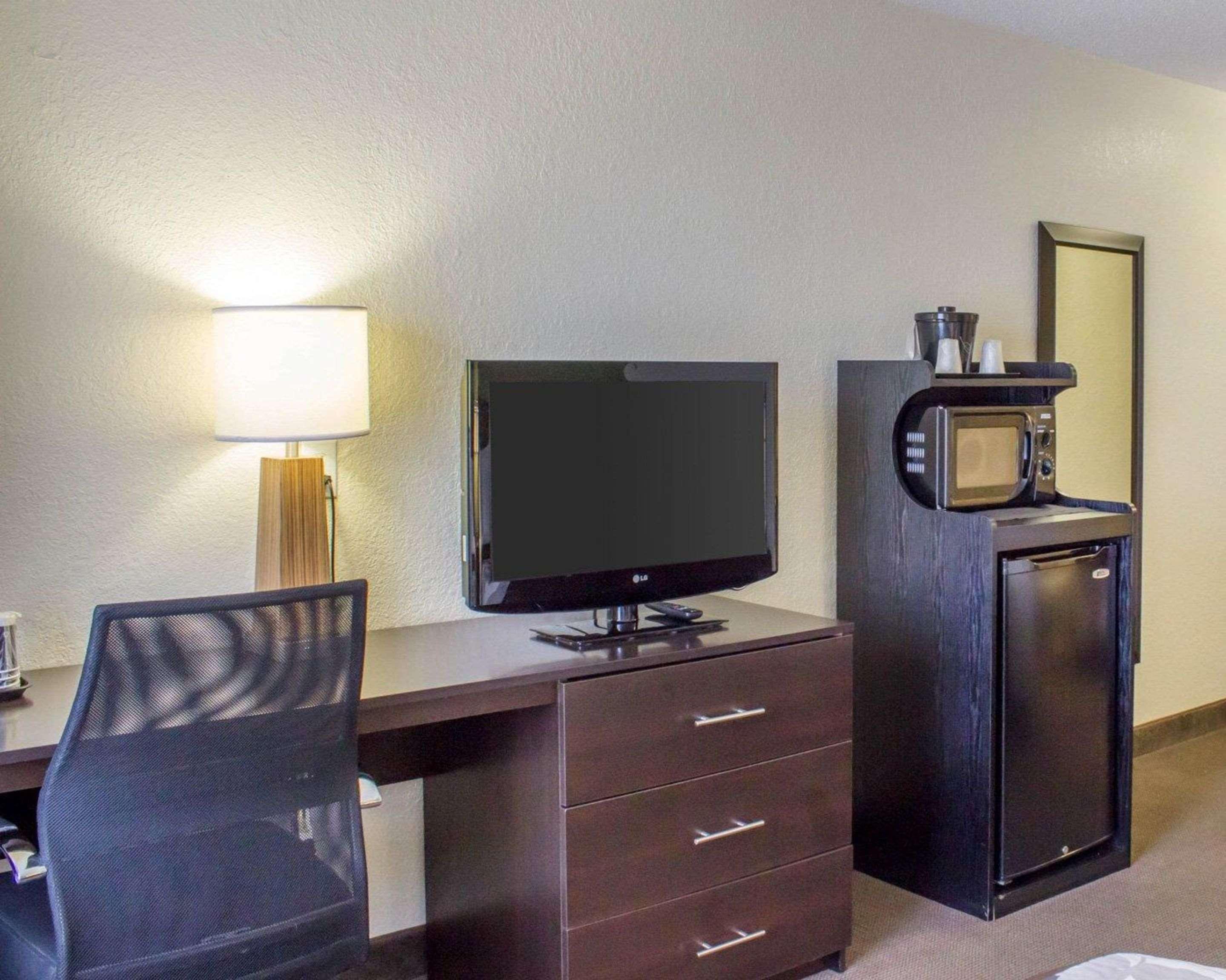 Sleep Inn & Suites Jacksonville Near Camp Lejeune Экстерьер фото