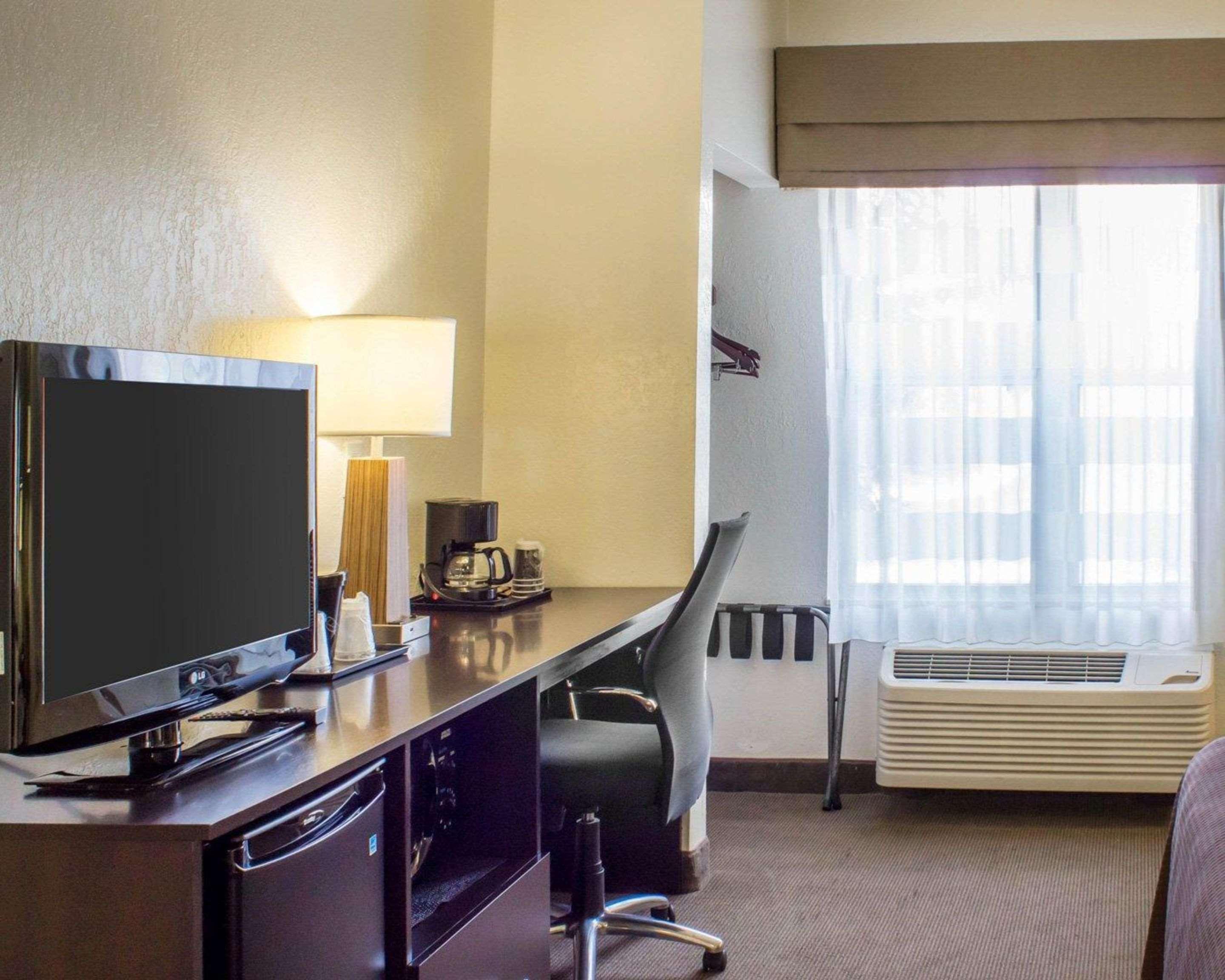 Sleep Inn & Suites Jacksonville Near Camp Lejeune Экстерьер фото