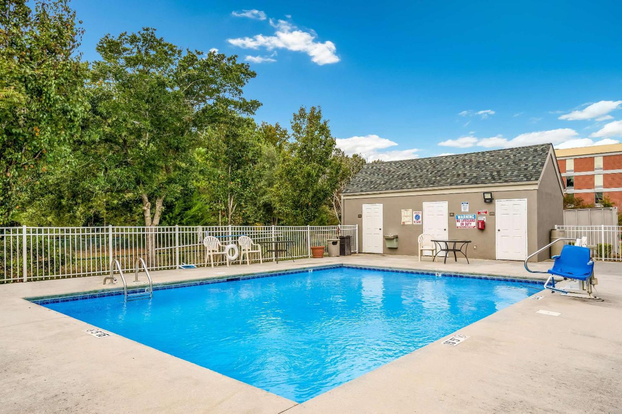 Sleep Inn & Suites Jacksonville Near Camp Lejeune Экстерьер фото
