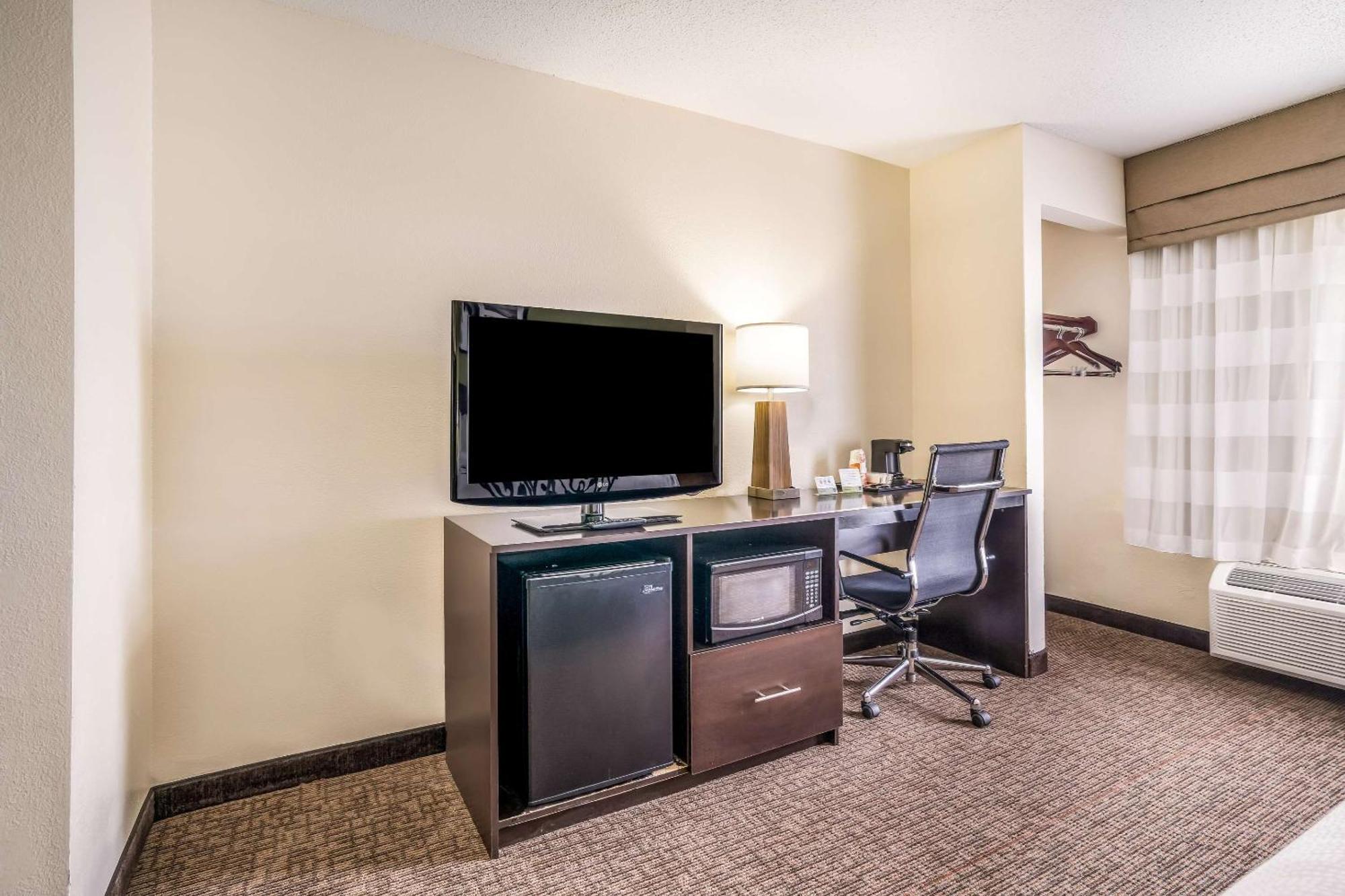 Sleep Inn & Suites Jacksonville Near Camp Lejeune Экстерьер фото