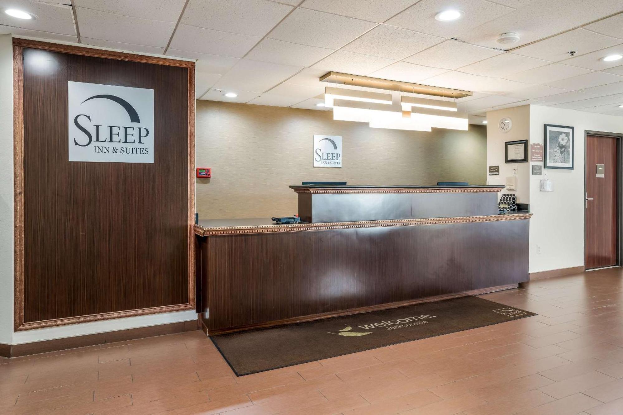 Sleep Inn & Suites Jacksonville Near Camp Lejeune Экстерьер фото