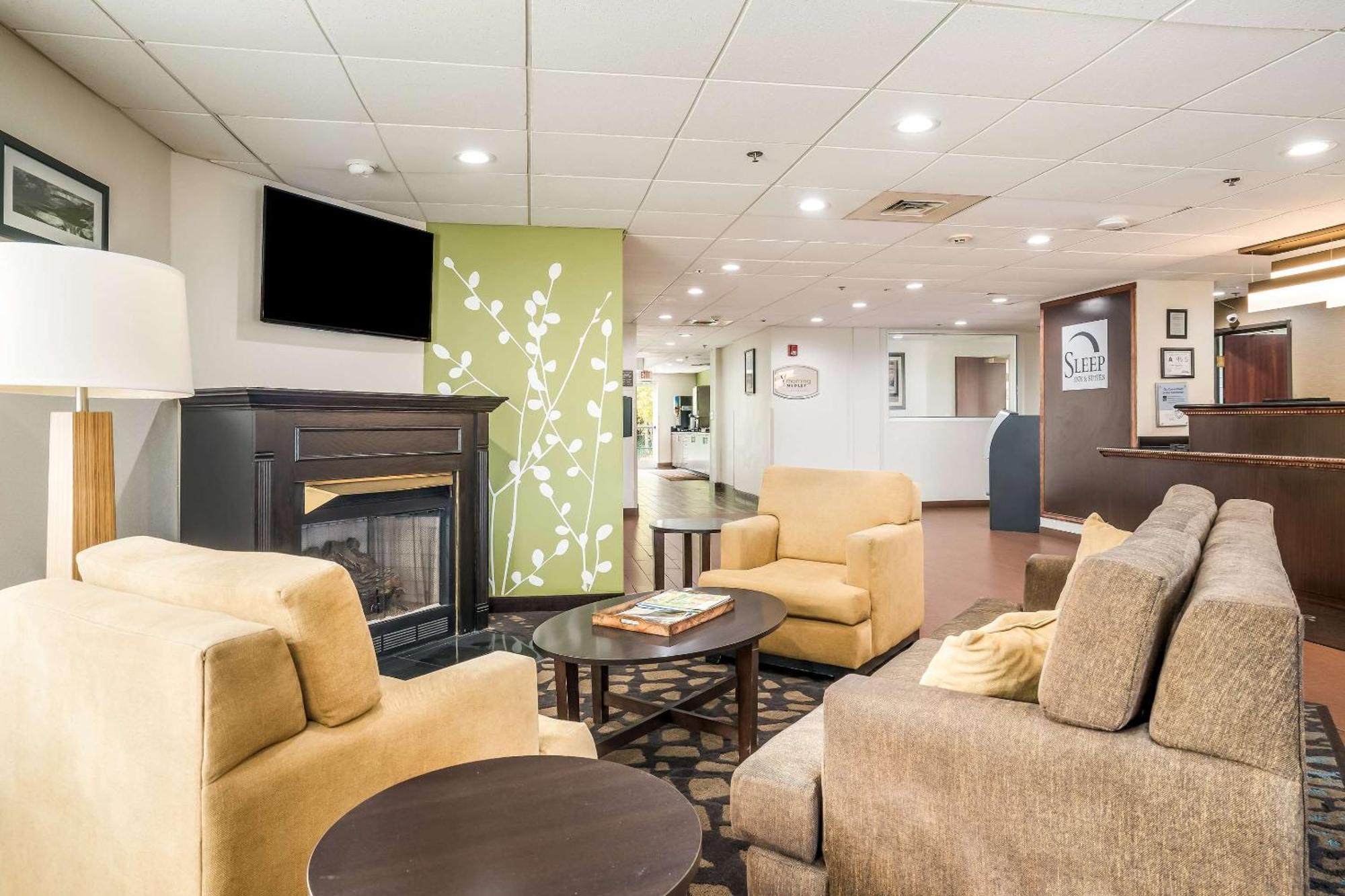 Sleep Inn & Suites Jacksonville Near Camp Lejeune Экстерьер фото